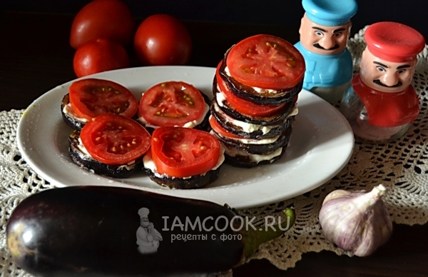 Resipi untuk terung goreng dengan bawang putih dan tomato