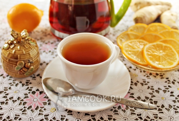 Zencefil kökü ile siyah çay fotoğrafı