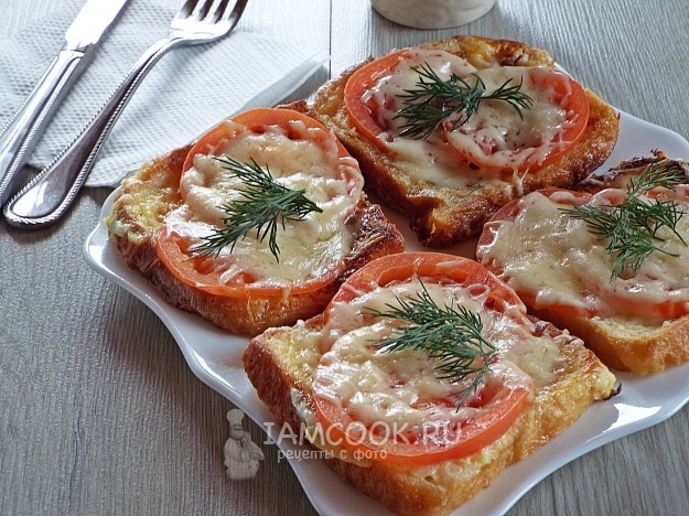 Receita de torradas com tomate e queijo