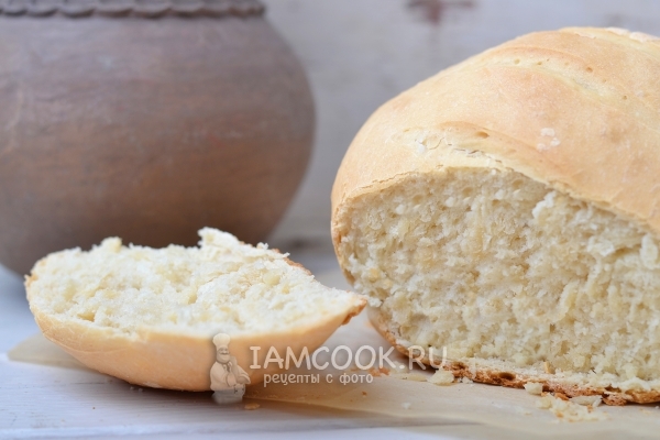 Gambar roti gandum pada ragi dalam ketuhar