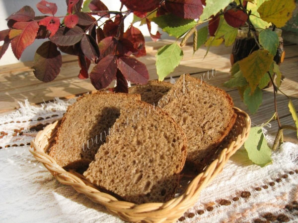 Ekmek yapımcısı çavdar ekmeği
