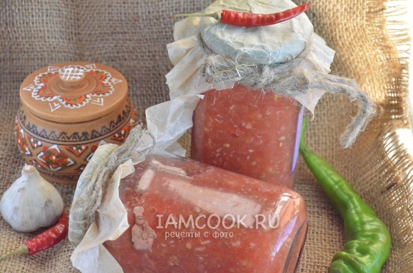 Gambar makanan ringan dari tomato dengan lobak dan bawang putih