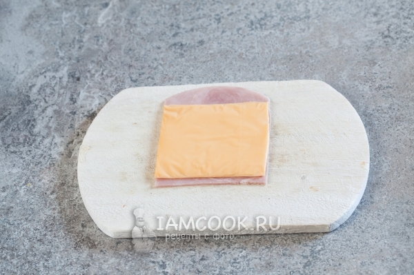 Coloque o queijo no presunto