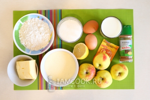 Bahan-bahan untuk manna dengan epal dalam multivark