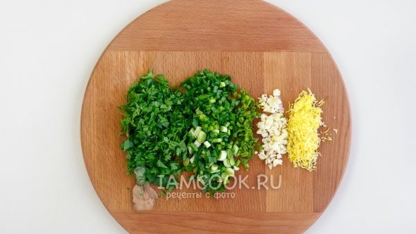 Potong sayuran, bawang putih dan semangat