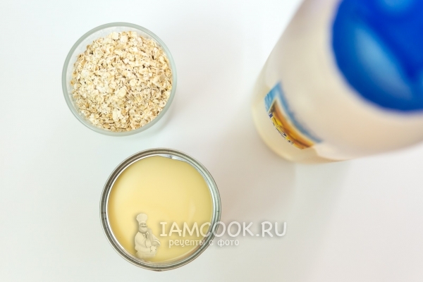 Ingrediënten voor havermout met gecondenseerde melk