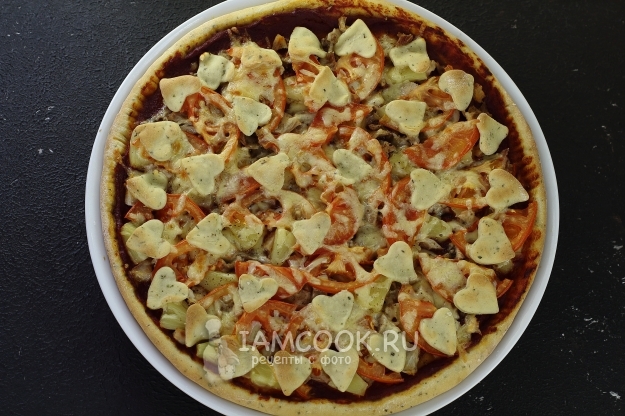Gambar pizza pada kefir dan mayonis