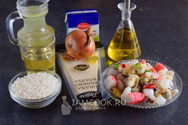 Kremalı soslu deniz ürünleri ile risotto için malzemeler