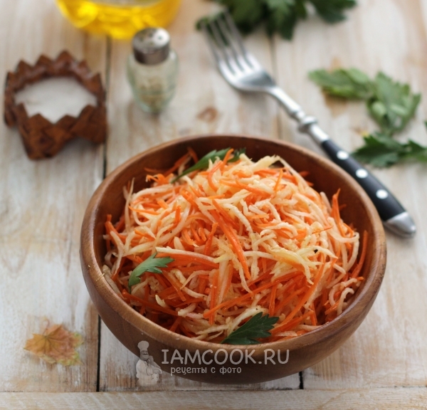 Salad lobak dengan wortel dan mentega
