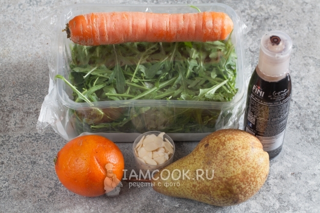 Ingrediente pentru salata cu arugula si pere