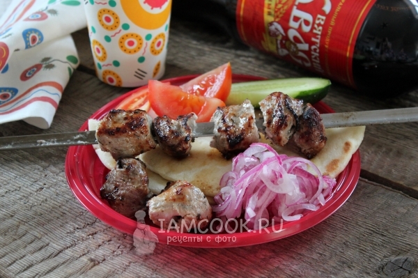Gambar shish kebab dari babi ham