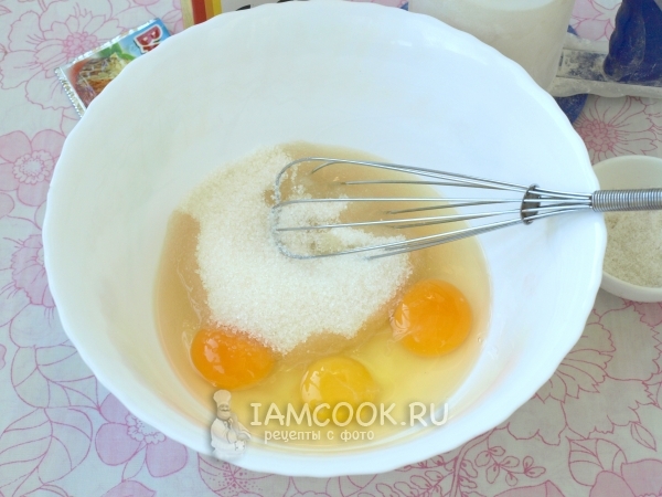 Kiaušinius prijunkite su cukrumi