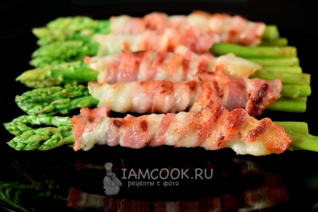 Asparagus siap dalam bacon