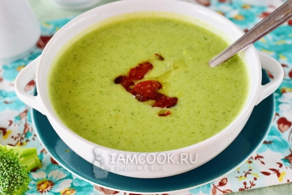 Resipi sup krim (krim sup) dari brokoli dengan krim