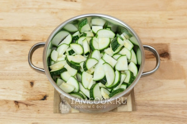 Tambah zucchini