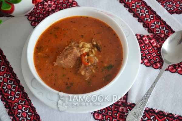 Resipi sup daging lembu klasik dengan daging lembu dan nasi
