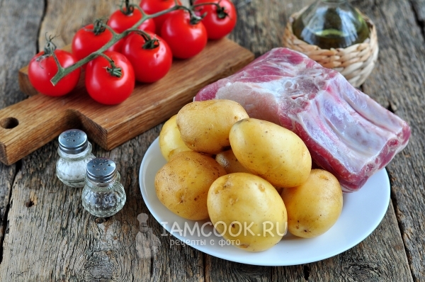 Ingrediente pentru carnea de porc cu cartofi în cuptor