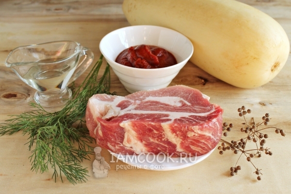 Ingrediente pentru carnea de porc cu dovlecei în cuptor