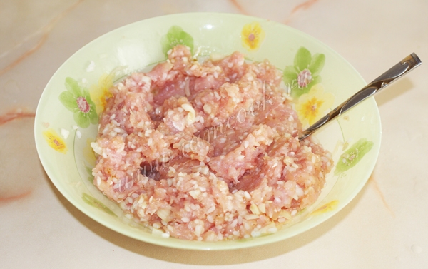 Hakket kjøtt med ris for kalkunskoteletter