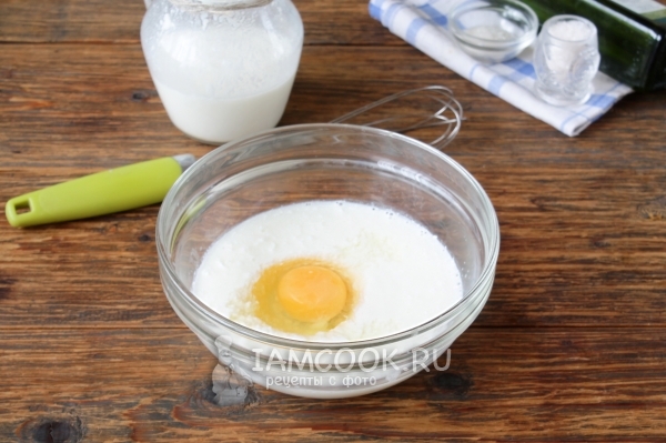 Združite jogurt z jajcem