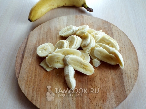바나나를 자르십시오.