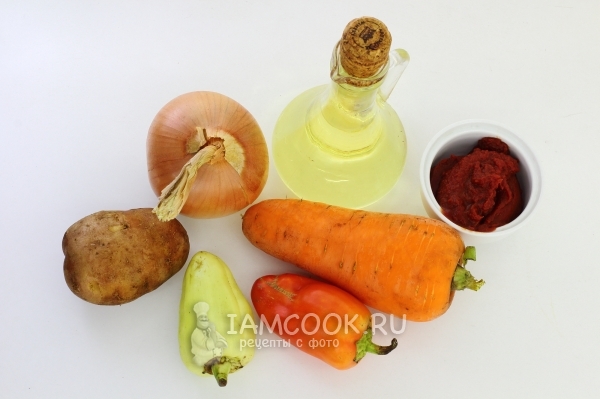 Ingrediënten voor aardappels in een snelkookpan