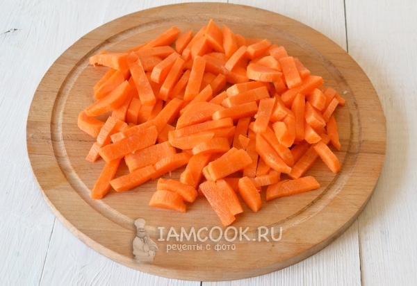 Pokrój marchewki