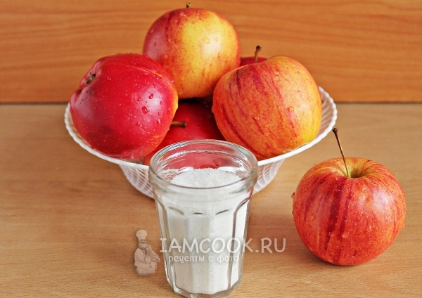 Bahan-bahan untuk jus epal dengan pulpa untuk musim sejuk