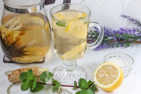 Zencefil ve limon ile yeşil çay fotoğrafı