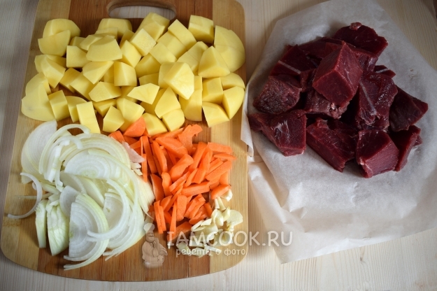 Cortar legumes e carne